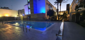 COZY & confortable Studio's & Junior Suite's - GOOD WIFI 1 bedr balcony and POOL